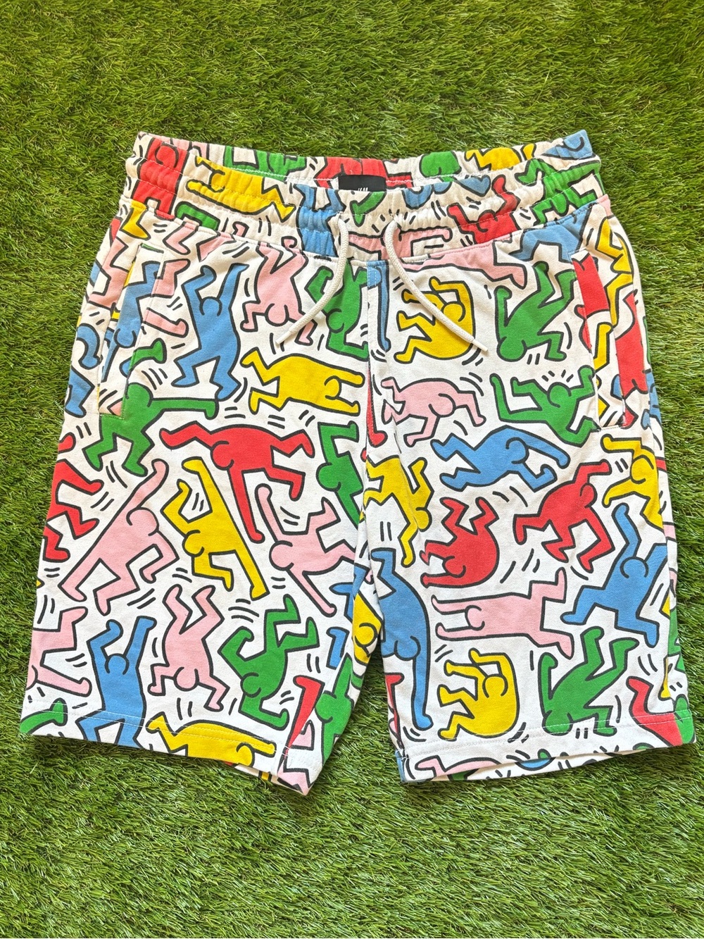 H&M Keith Haring Graphic Sweat Shorts Medium